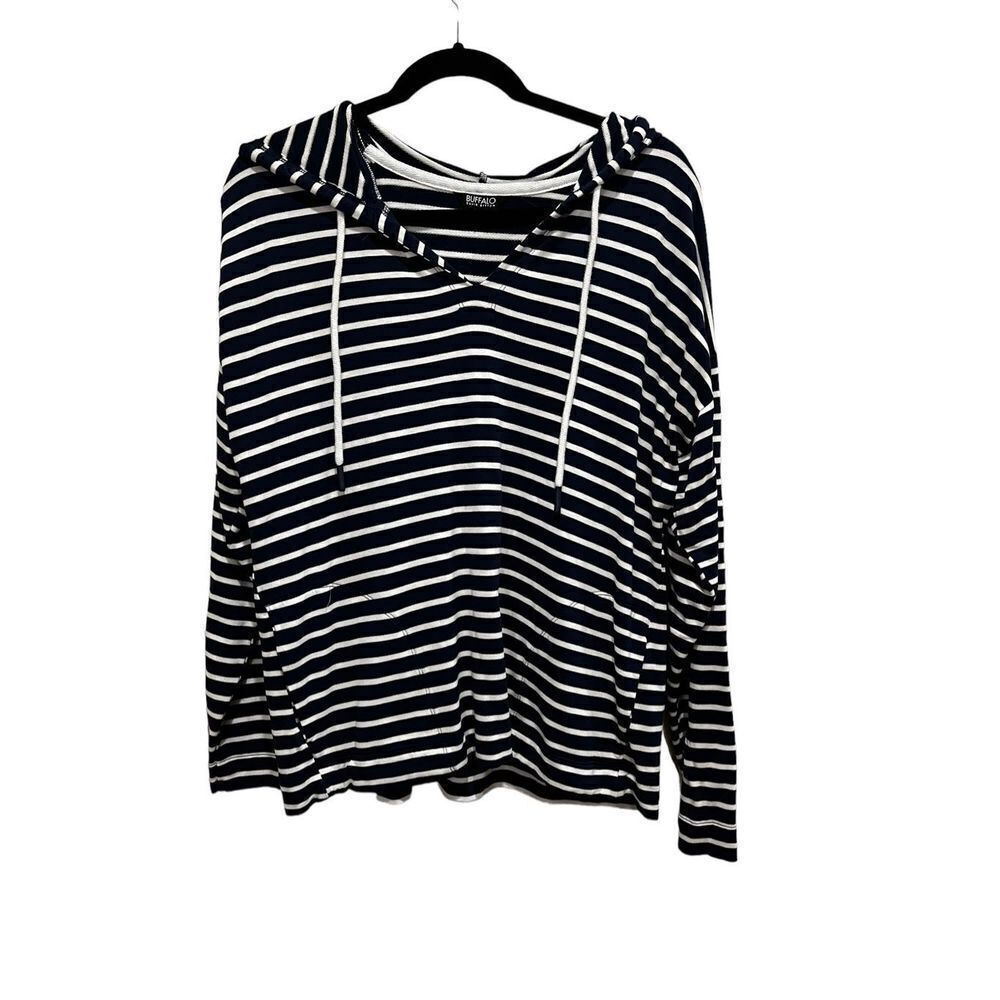 Buffalo large lounge sleeve t shirt white and navy striped